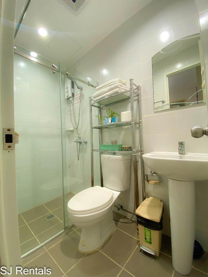 2 Bedroom Condo @ Midpoint Residences W/ City View Mandaue Kültér fotó